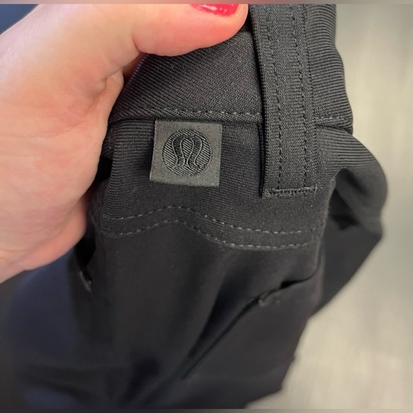 Lululemon Mens ABC Slim-Fit 5 Pocket Pant - 38x32" - Picture 4 of 7